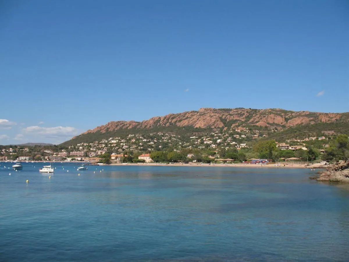 Apartment Village Cap Esterel - L'Esquinade-102 By Interhome Saint-Raphaël
