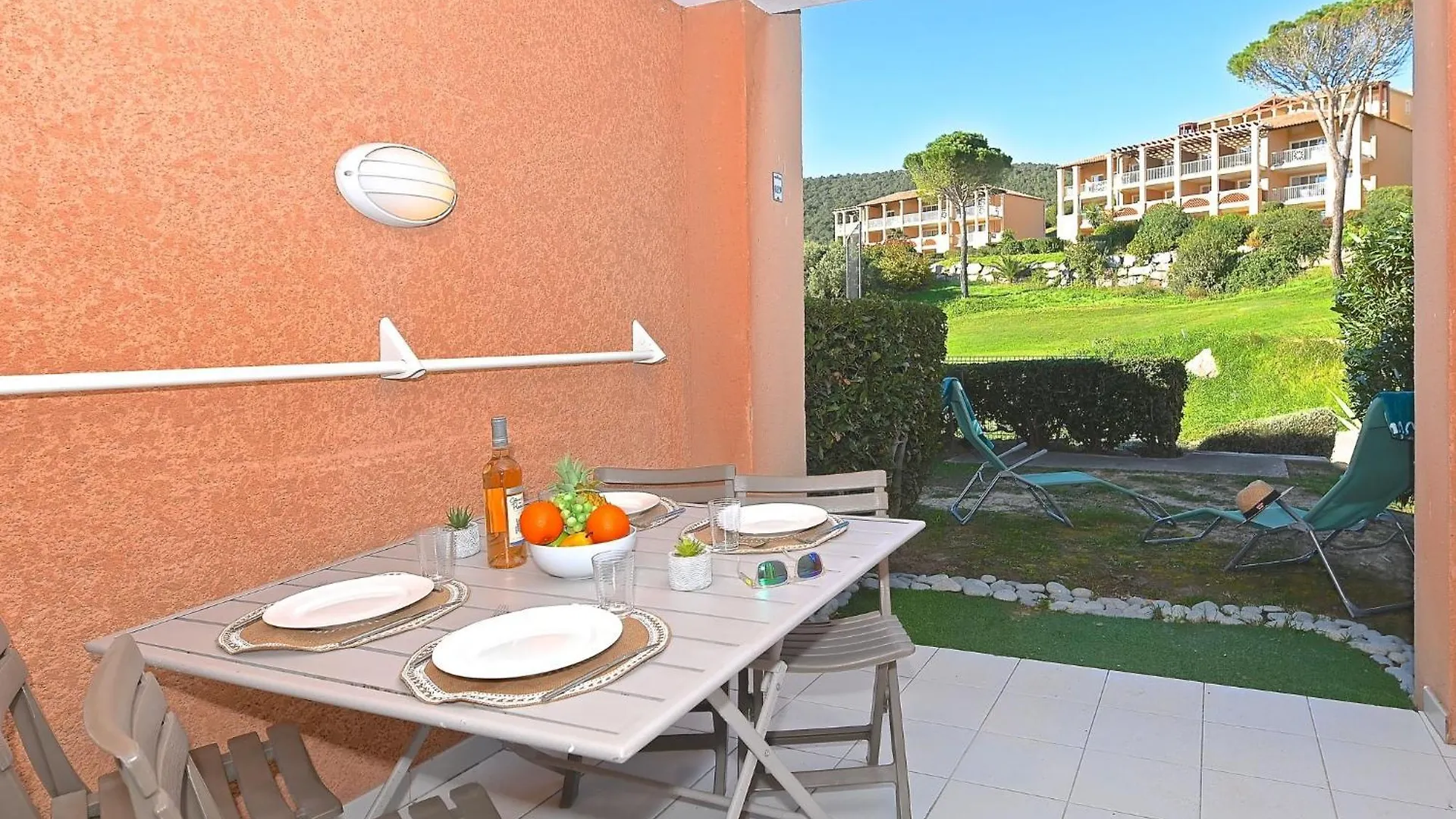 Apartment Village Cap Esterel - L'Esquinade-102 By Interhome Saint-Raphaël
